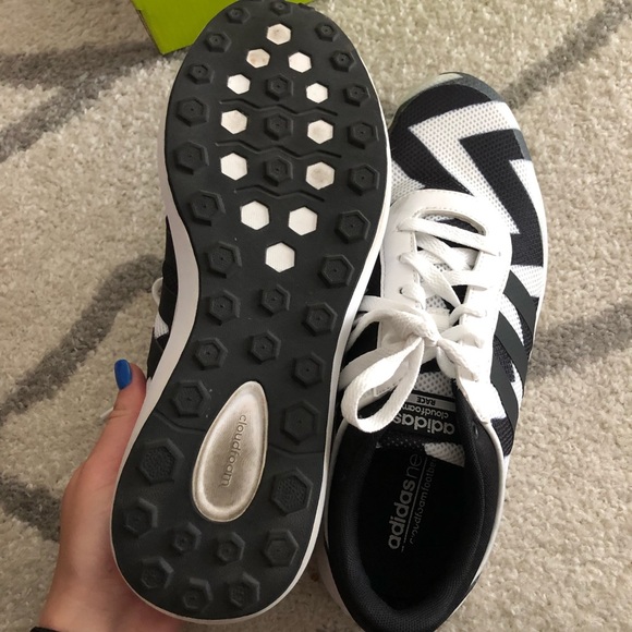 Adidas Cloudfoam Women’s Size 9.5 - Picture 3 of 3